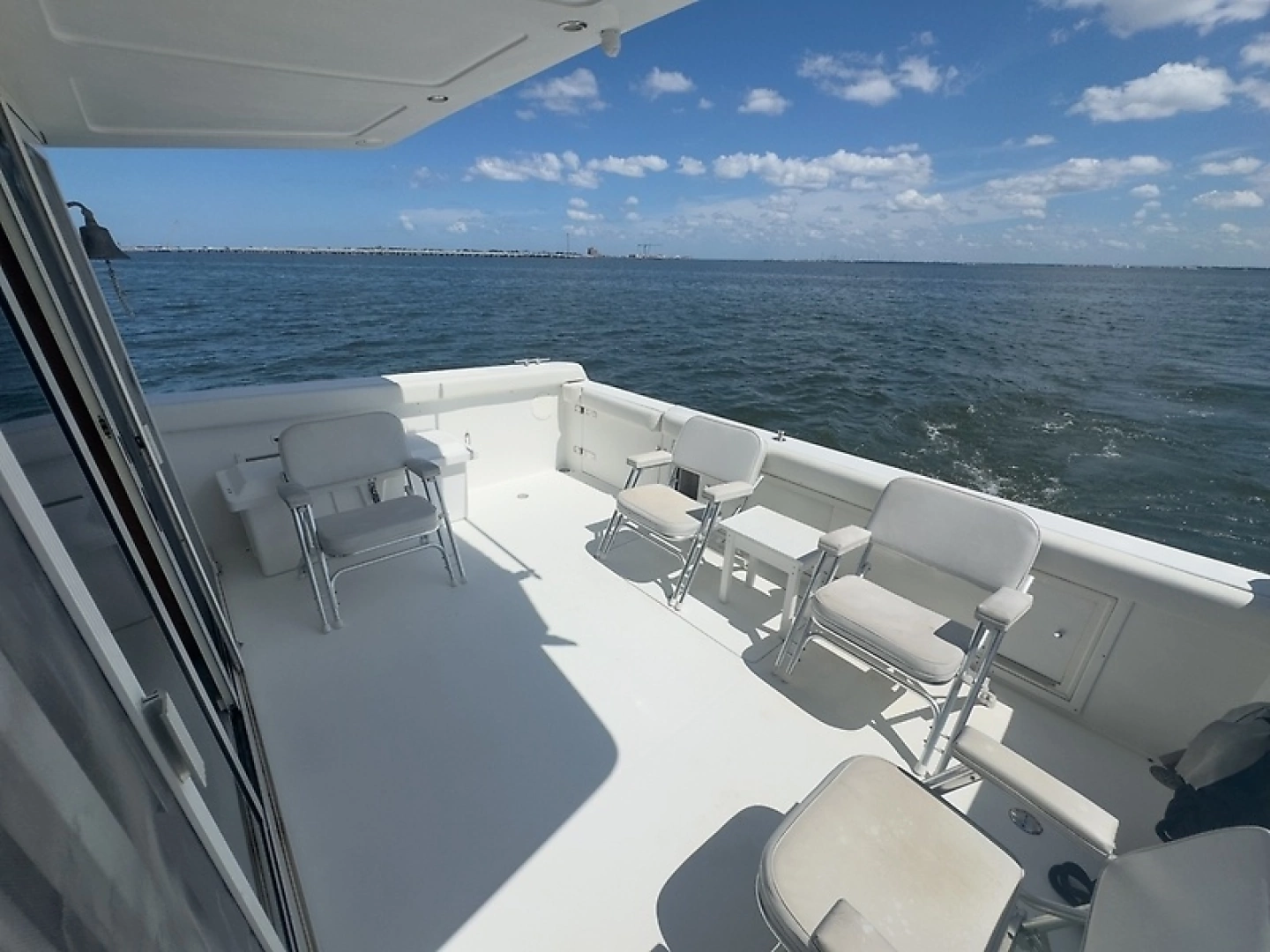 Navigator 5300 Classic Yacht For Sale