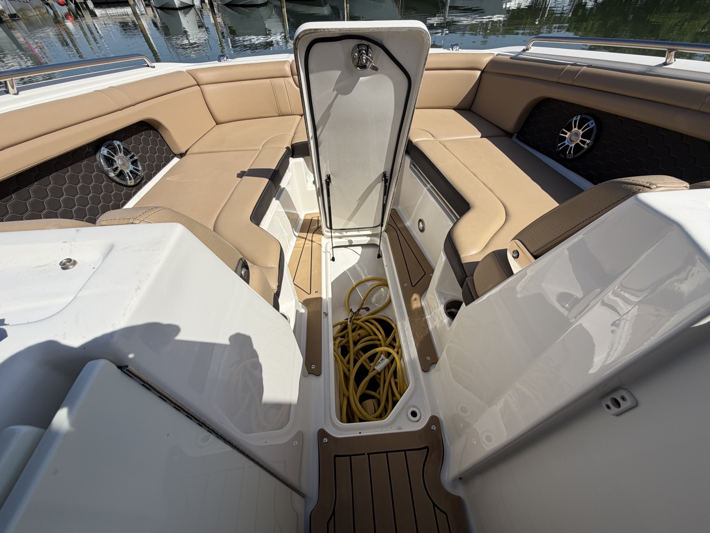2021 Sea Ray 290 SDX