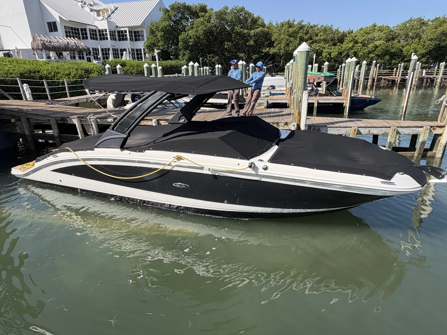 2021 Sea Ray 290 SDX