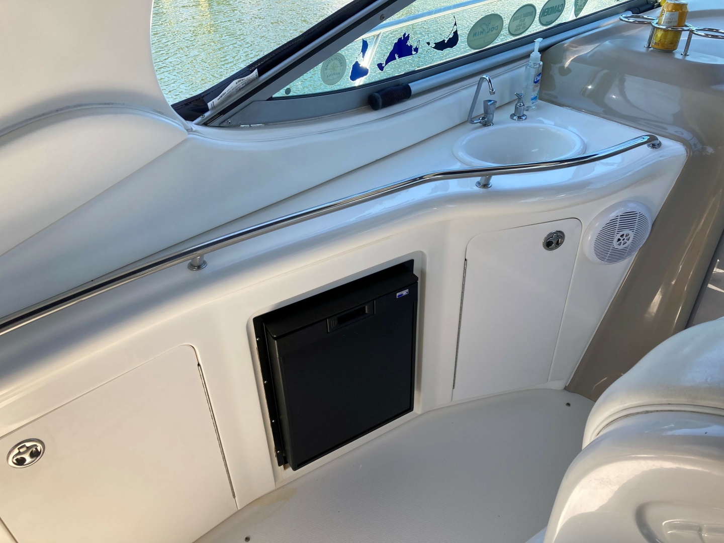 2004 Sea Ray 300 Sun Dancer