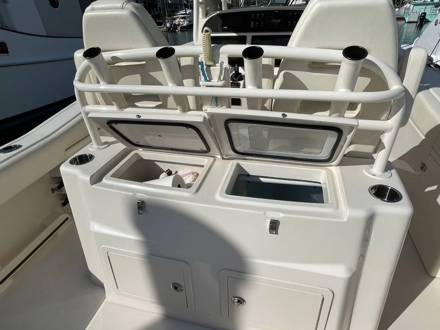 Grady-White Canyon 306 Yacht For Sale