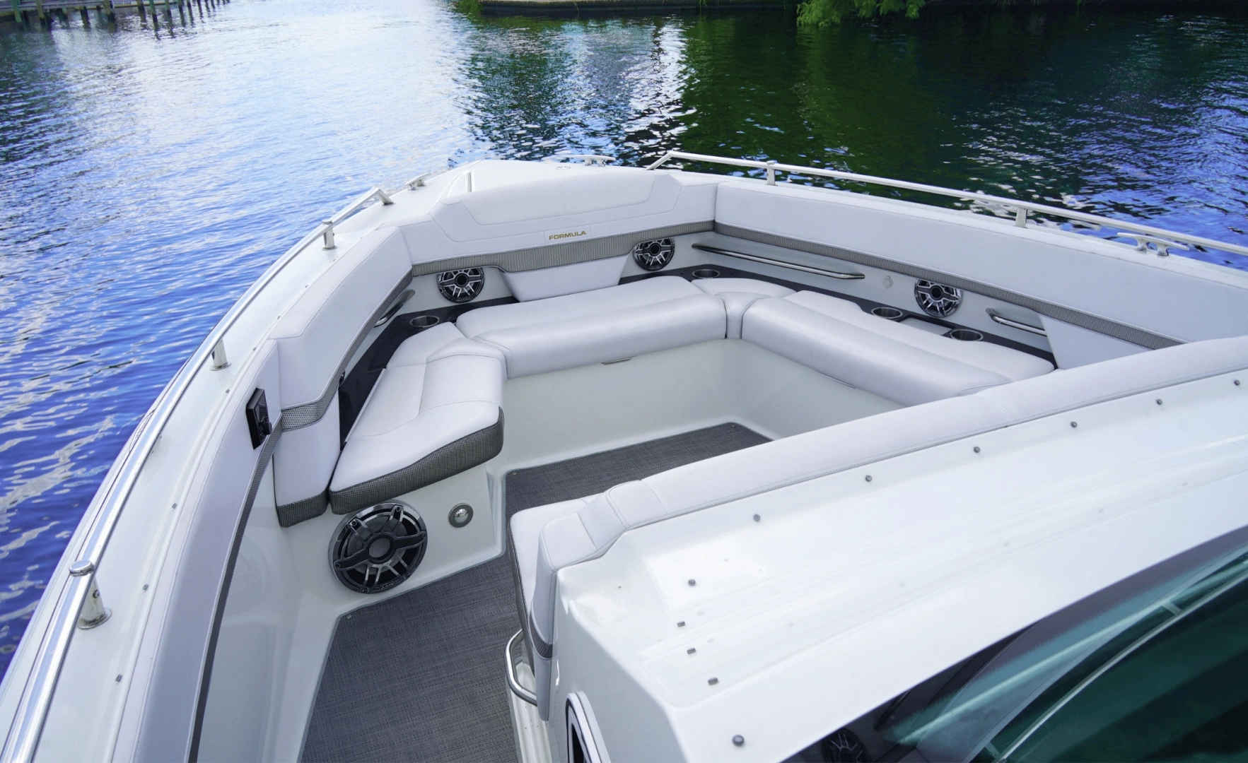 Formula 38 Super Sport Crossover Yacht For Sale