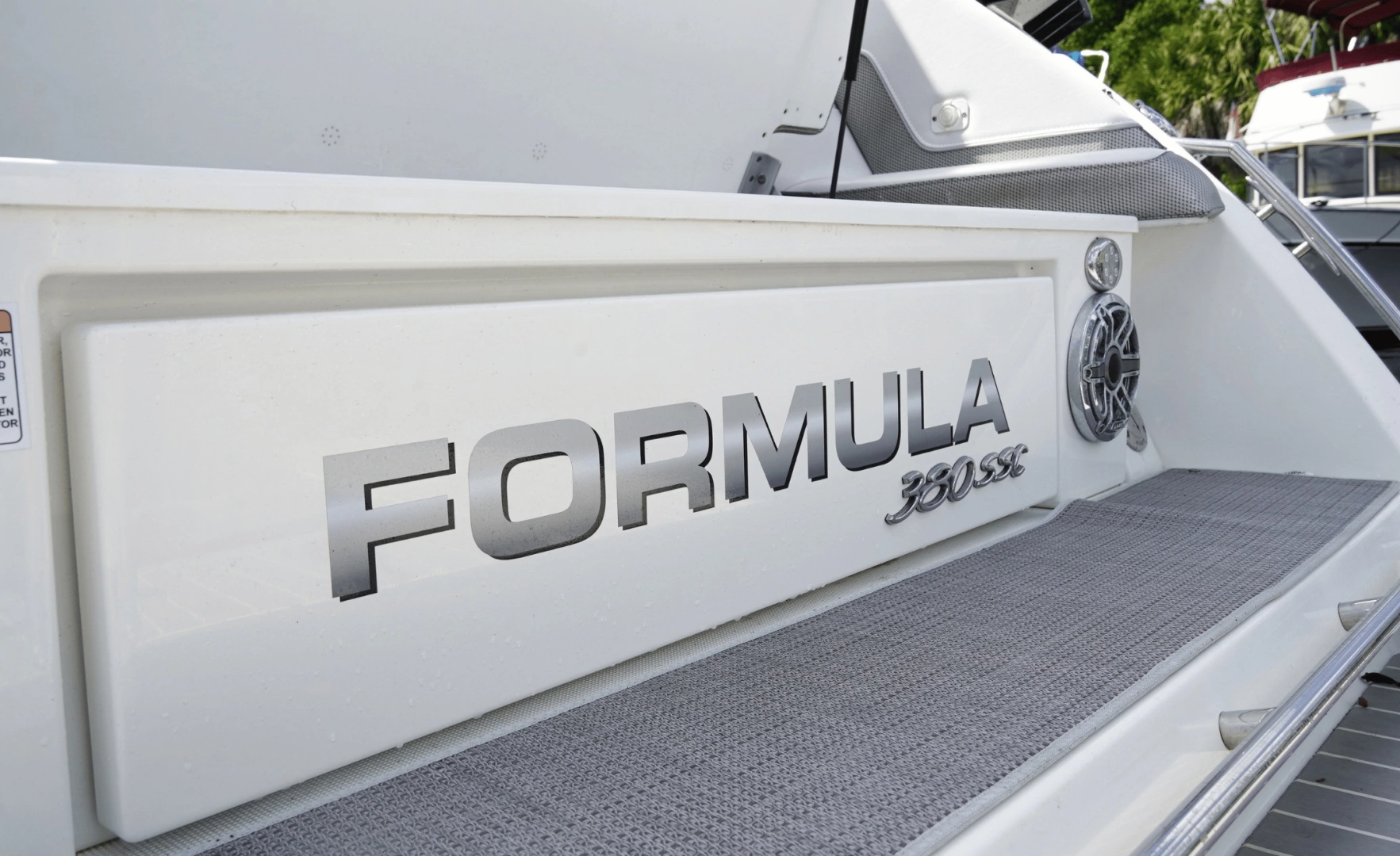 Formula 38 Super Sport Crossover Yacht For Sale