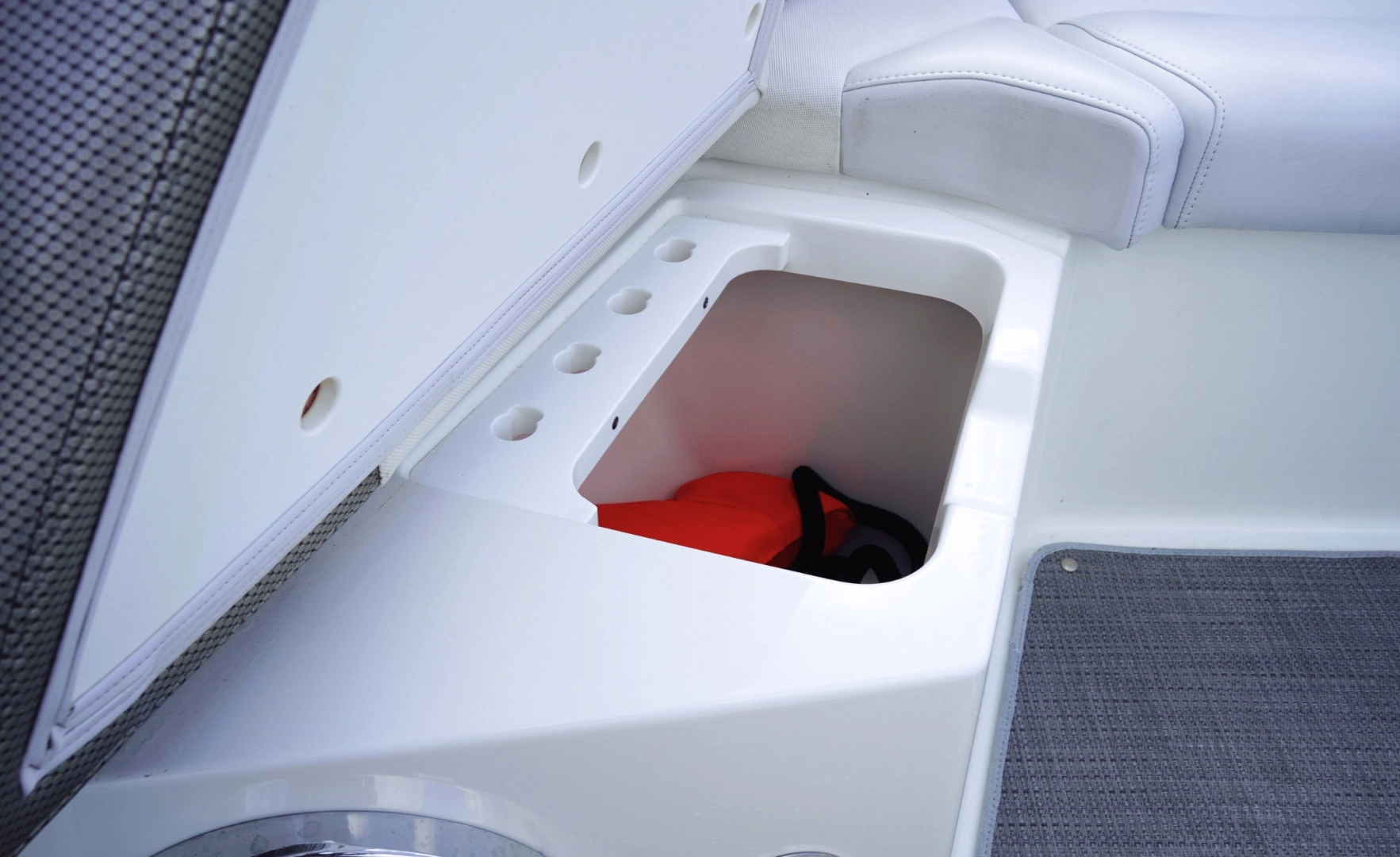 Formula 38 Super Sport Crossover Yacht For Sale