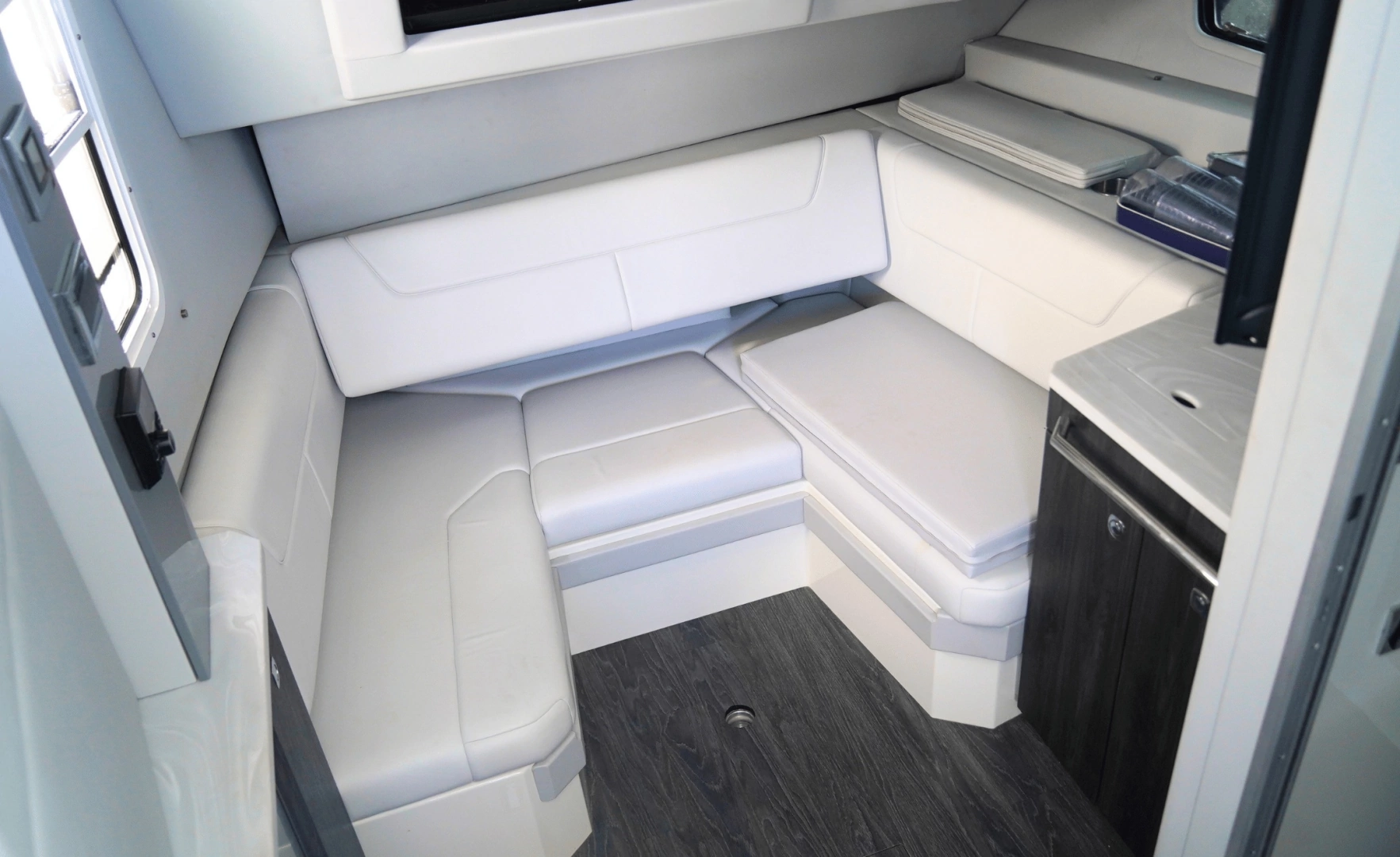 Formula 38 Super Sport Crossover Yacht For Sale