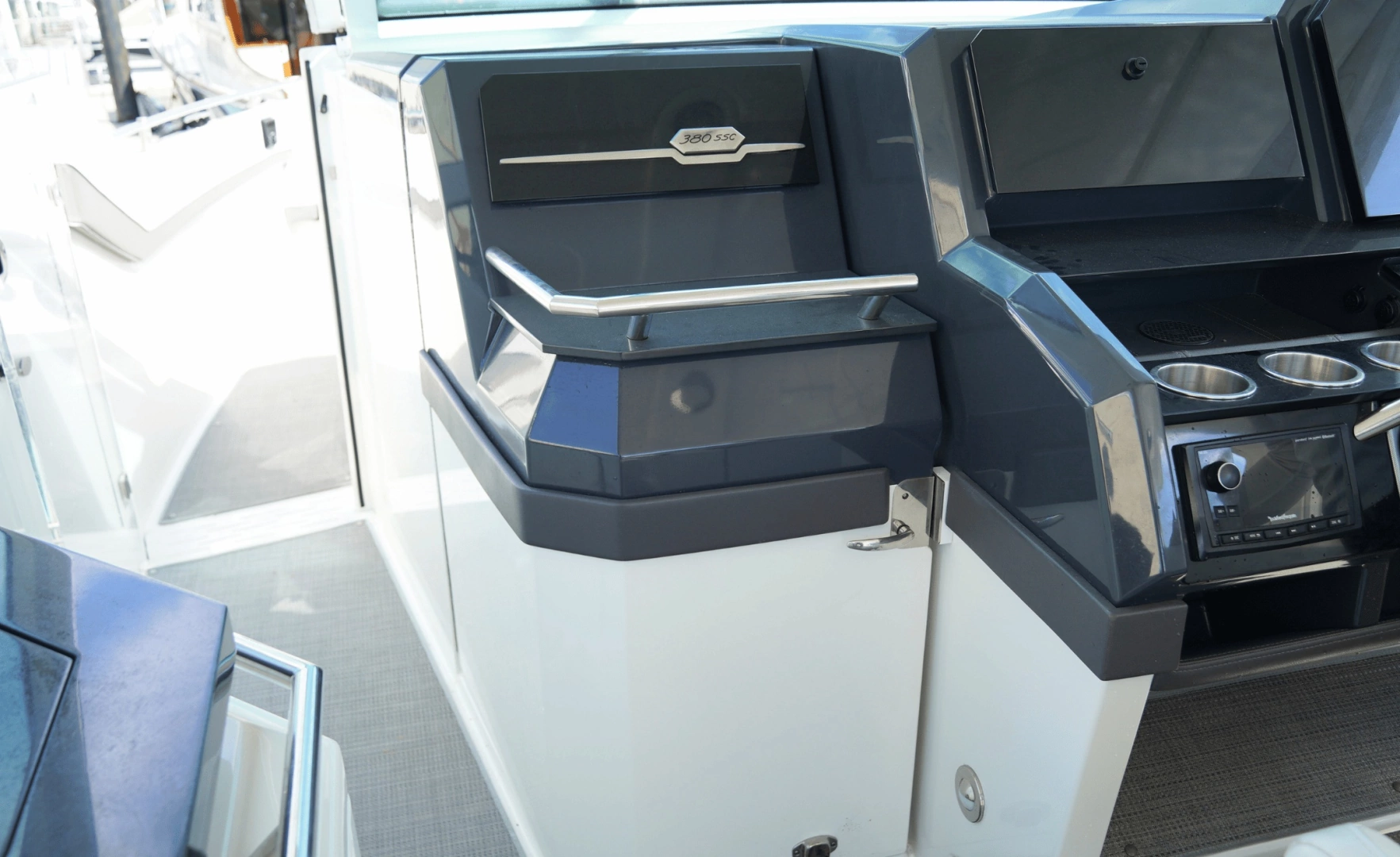 Formula 38 Super Sport Crossover Yacht For Sale