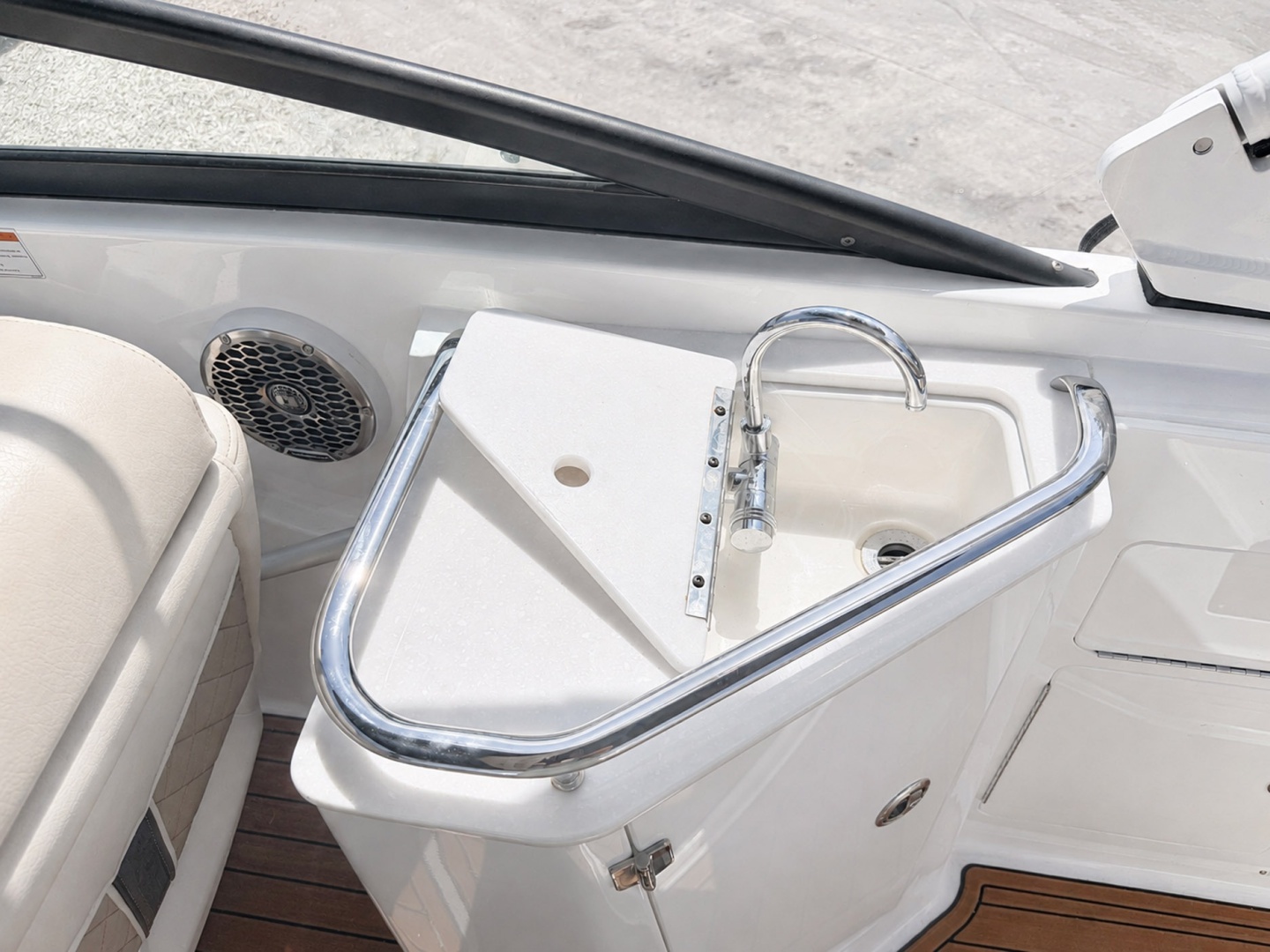 24ft Monterey Yacht For Sale
