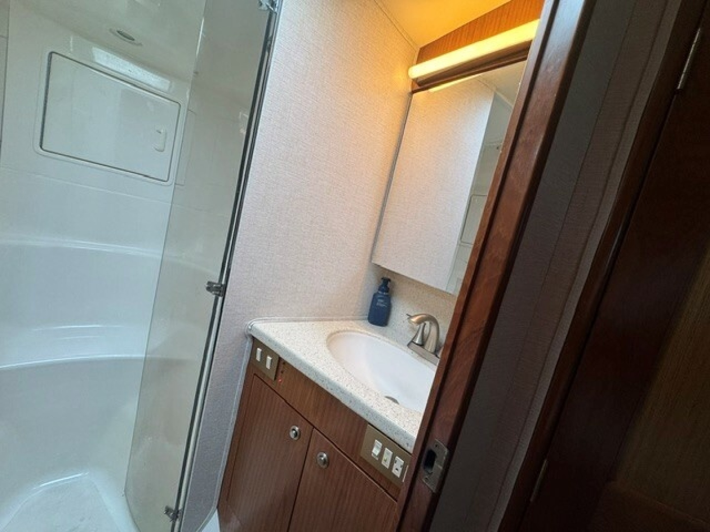 2007 Ocean Yachts 42SS
