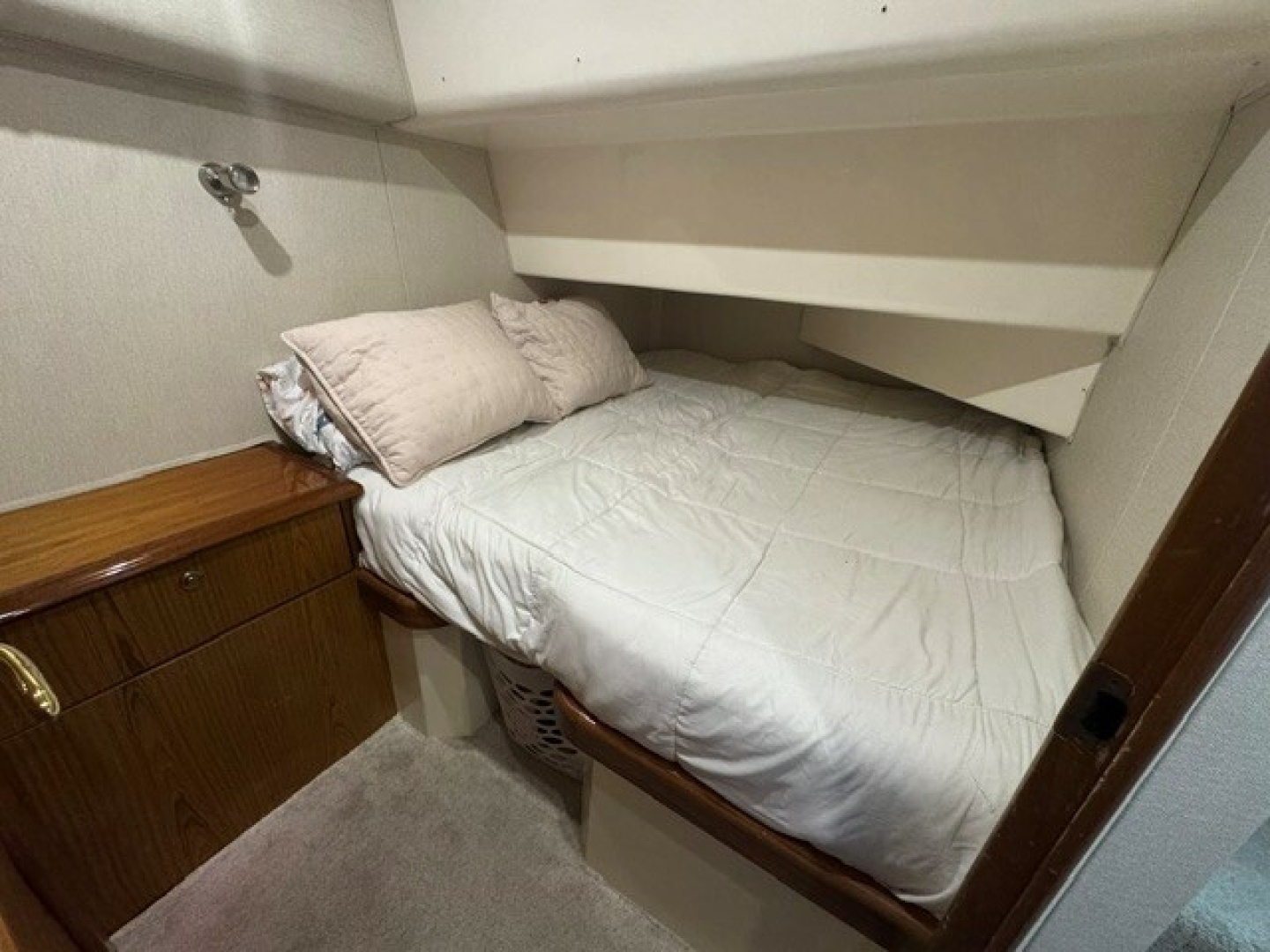 2007 Ocean Yachts 42SS