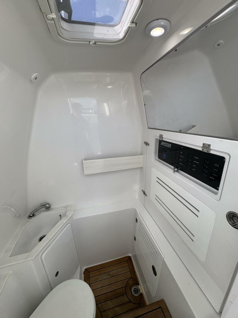 2024 Jupiter 38 HFS
