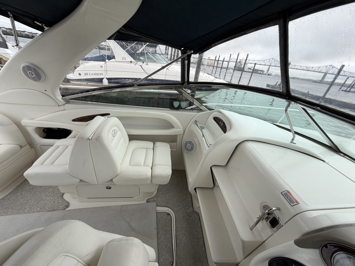29ft Sea Ray Yacht For Sale
