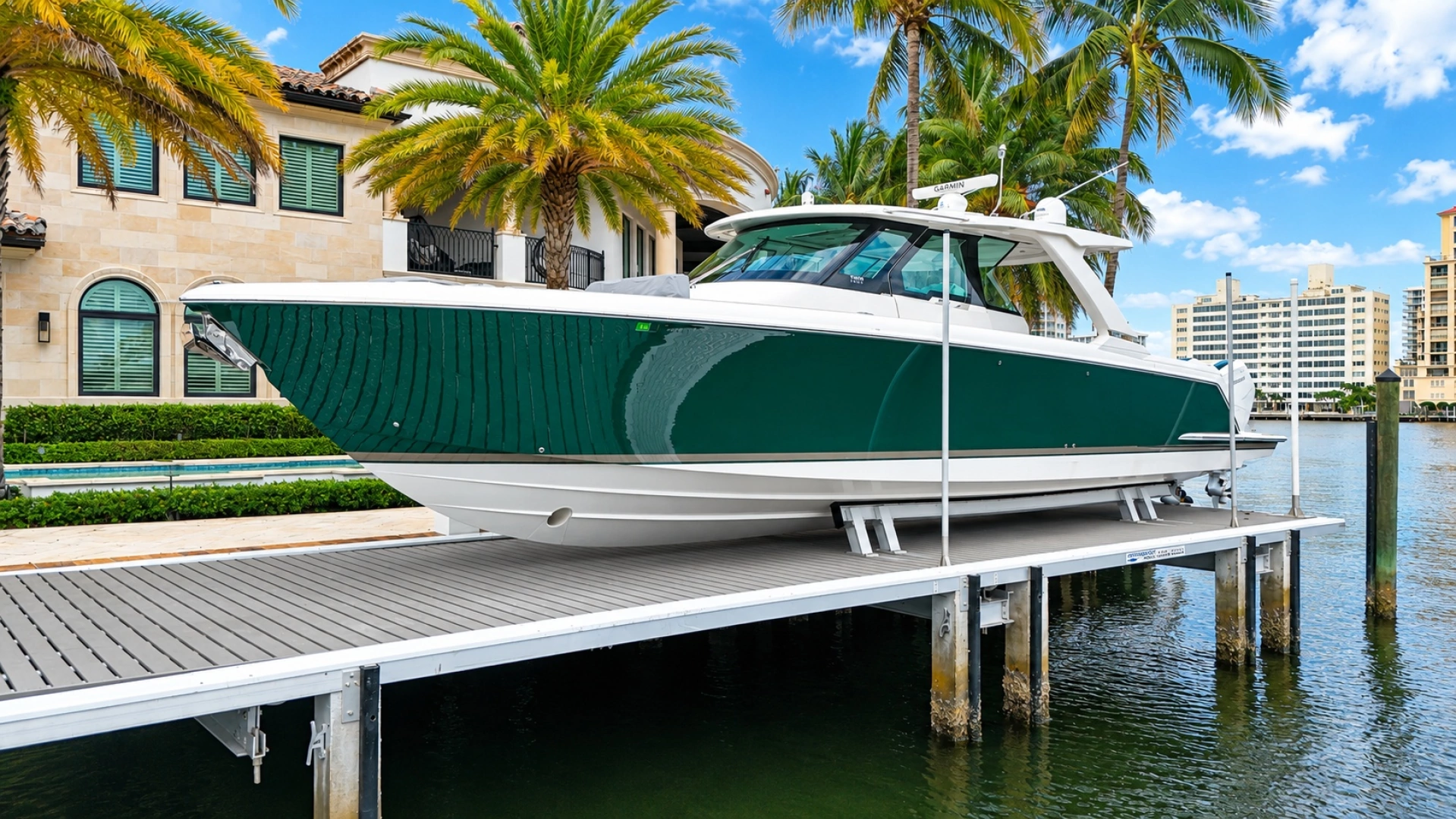 2024 Tiara Yachts 48 LS - photo 1 of 35