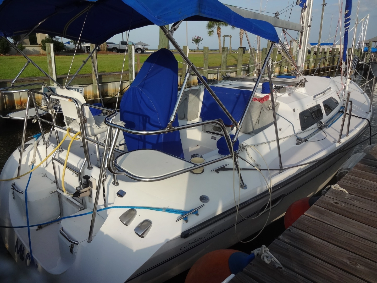 2002 Catalina 310, photo 1 of 1