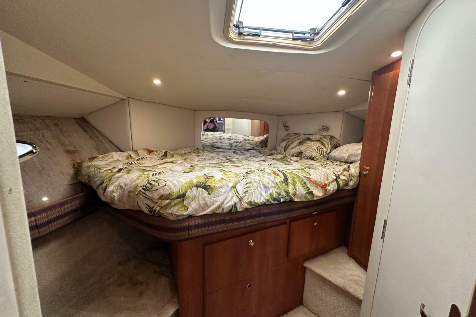 1999 Silverton 442 Cockpit Motor Yacht