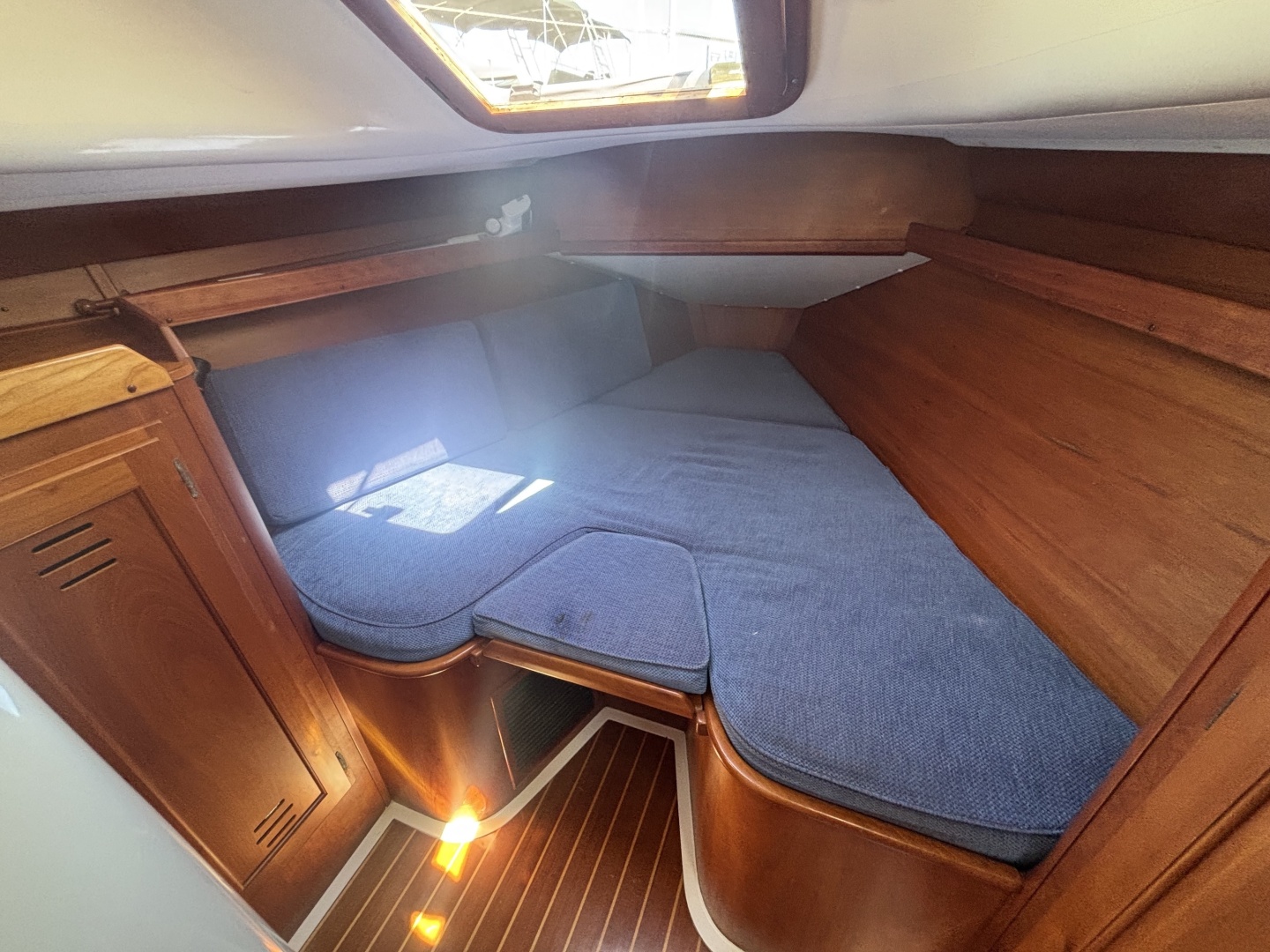 1999 Freedom 35