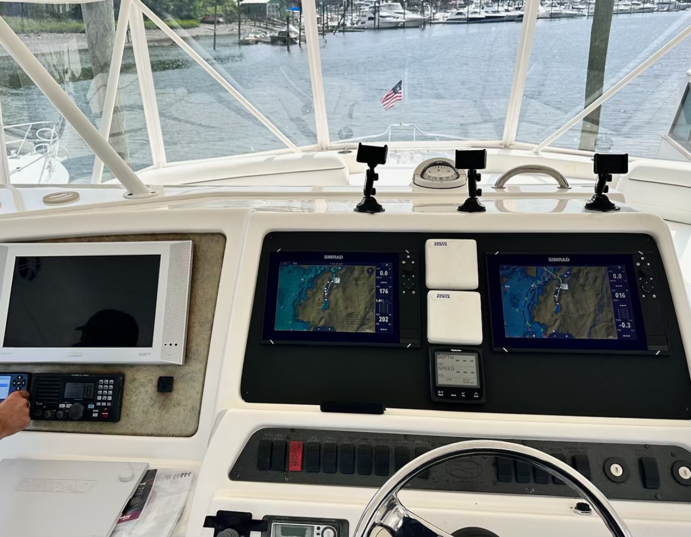A Whole New World 50ft Silverton Yacht For Sale A Whole New World 50ft Silverton Yacht For Sale