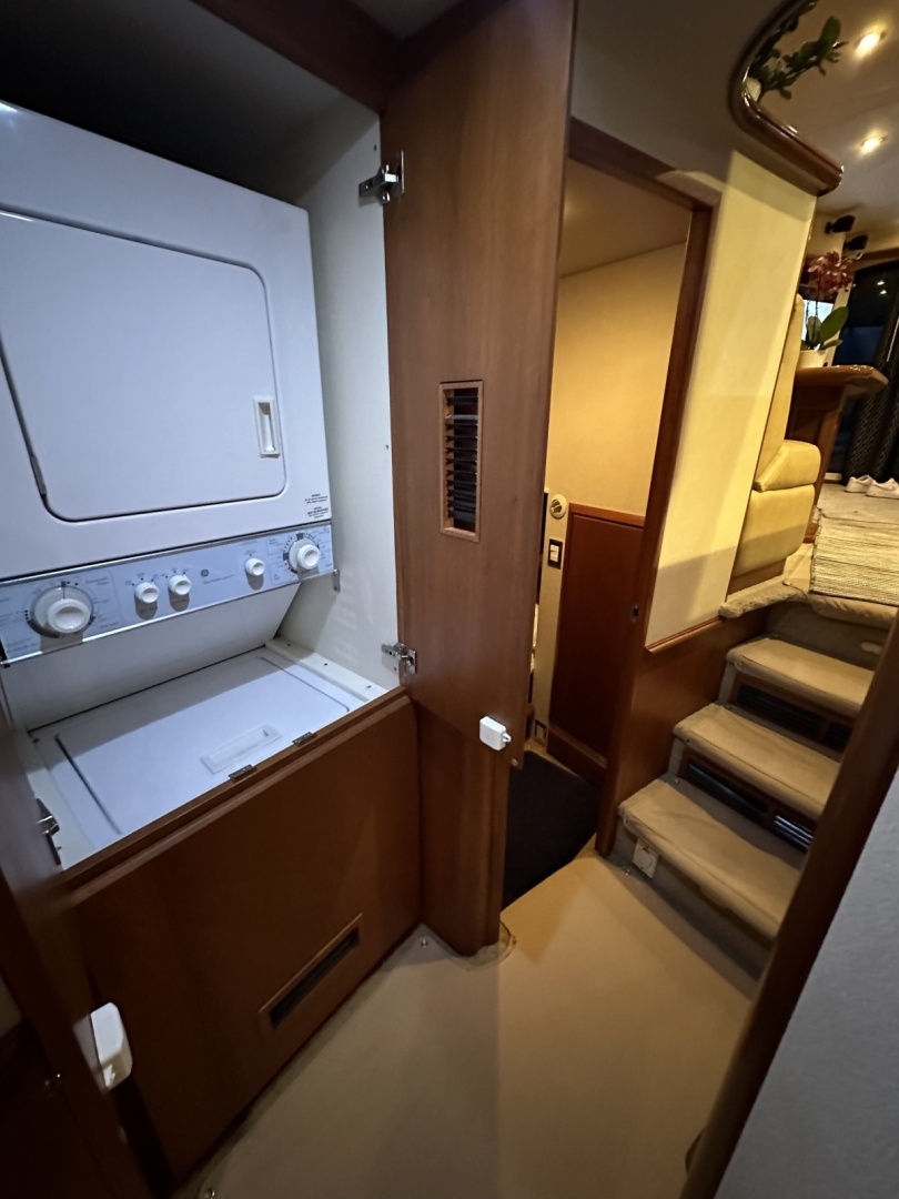 A Whole New World 50ft Silverton Yacht For Sale A Whole New World 50ft Silverton Yacht For Sale