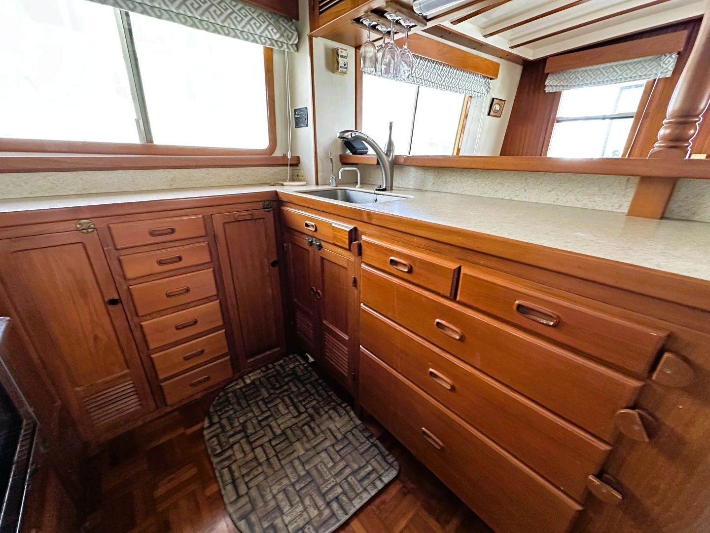 Kadey-Krogen 48 Whaleback Yacht For Sale
