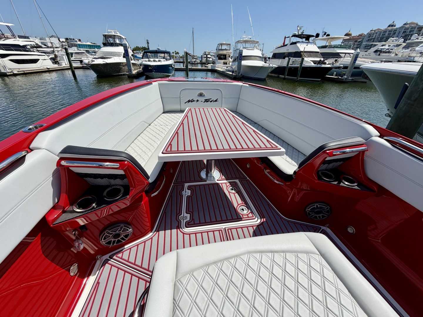 2022 Nor-Tech 390 Sport