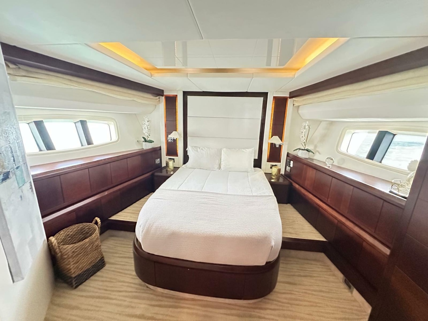 2010 Azimut 