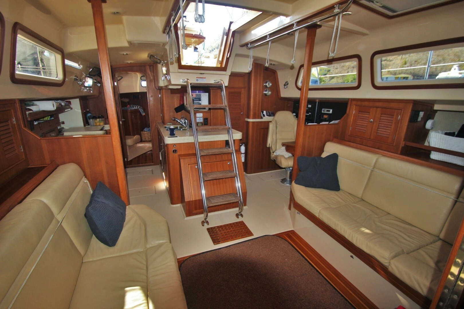 Island Packet 465 Yacht For Sale