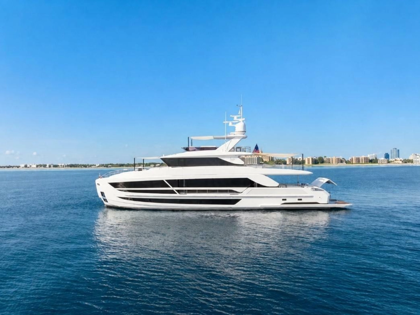 Horizon FD100 Yacht For Sale