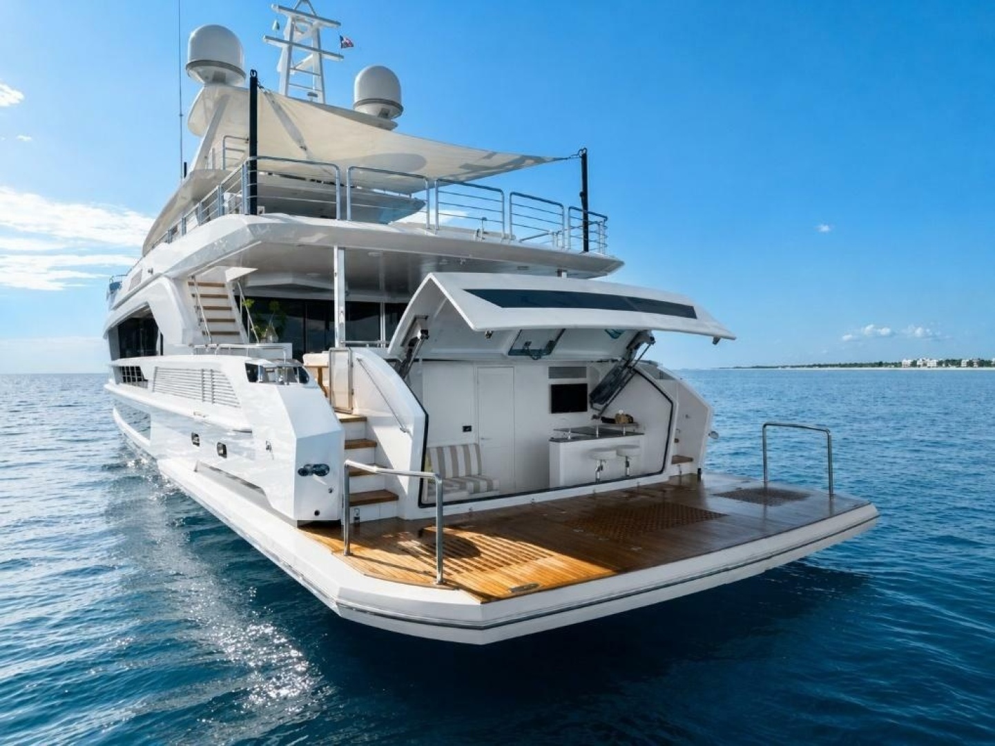 SANIBELLA 100ft Horizon Yacht For Sale SANIBELLA 100ft Horizon Yacht For Sale