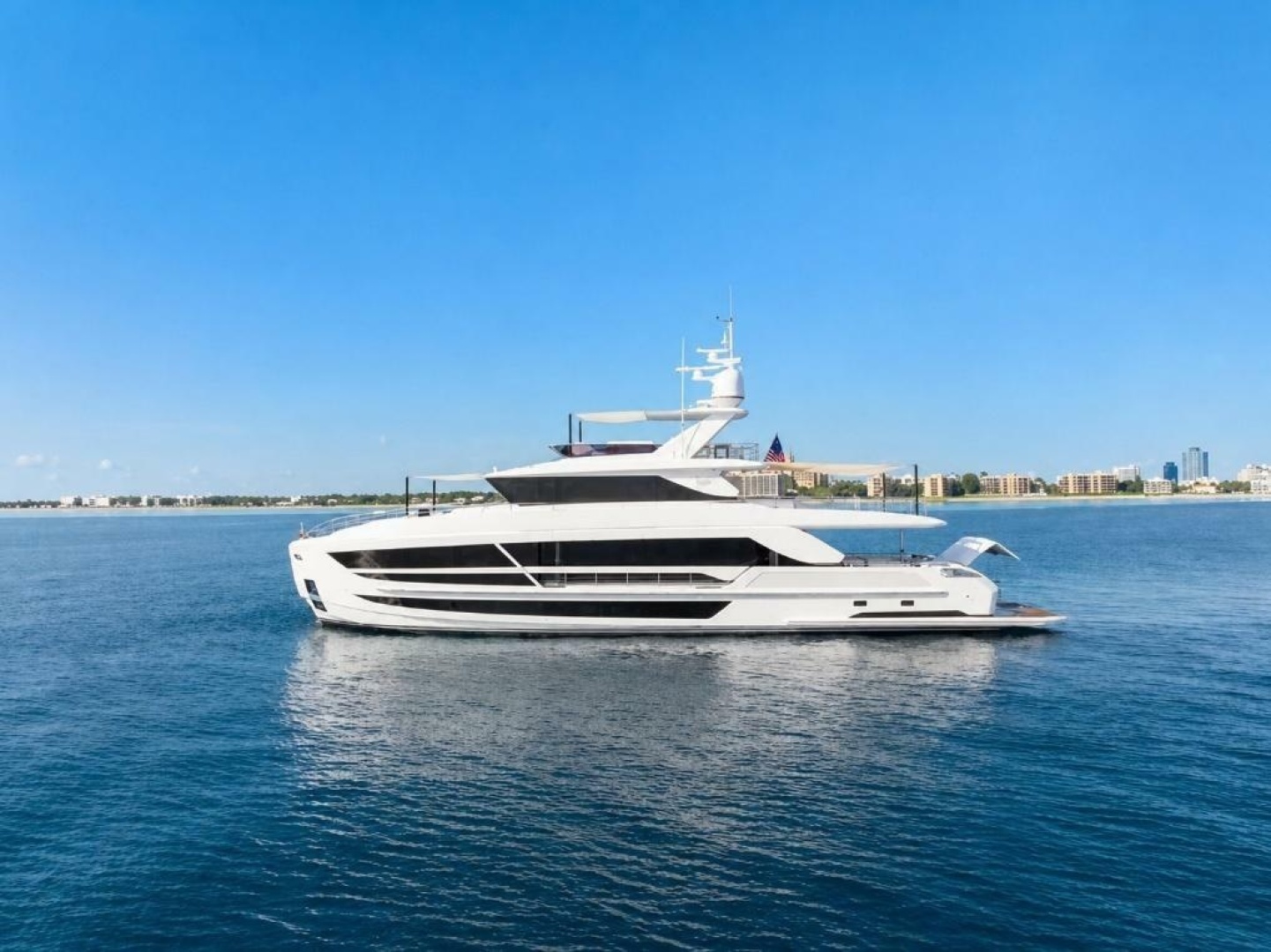 SANIBELLA 100ft Horizon Yacht For Sale SANIBELLA 100ft Horizon Yacht For Sale