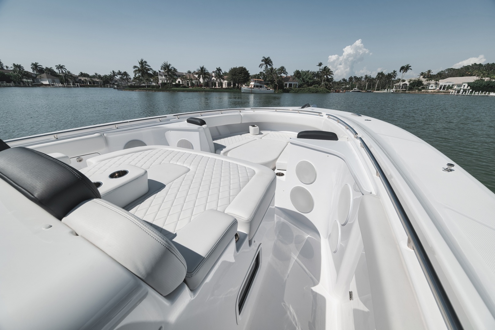 48ft HCB Yacht For Sale