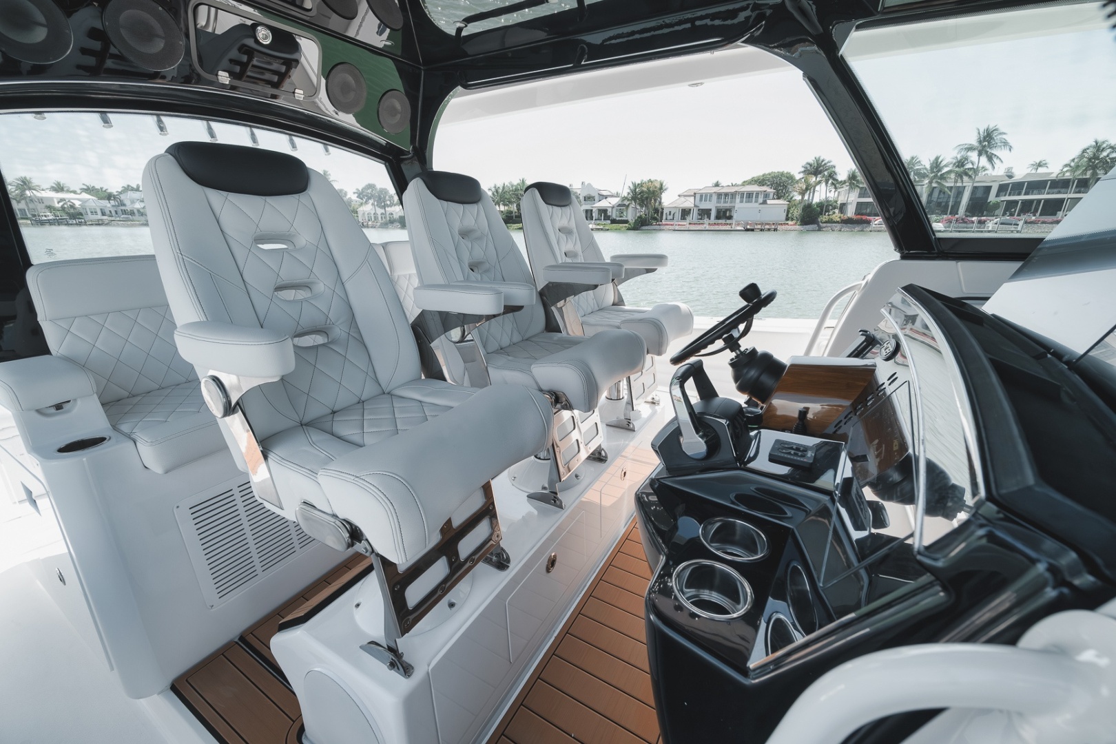 48ft HCB Yacht For Sale