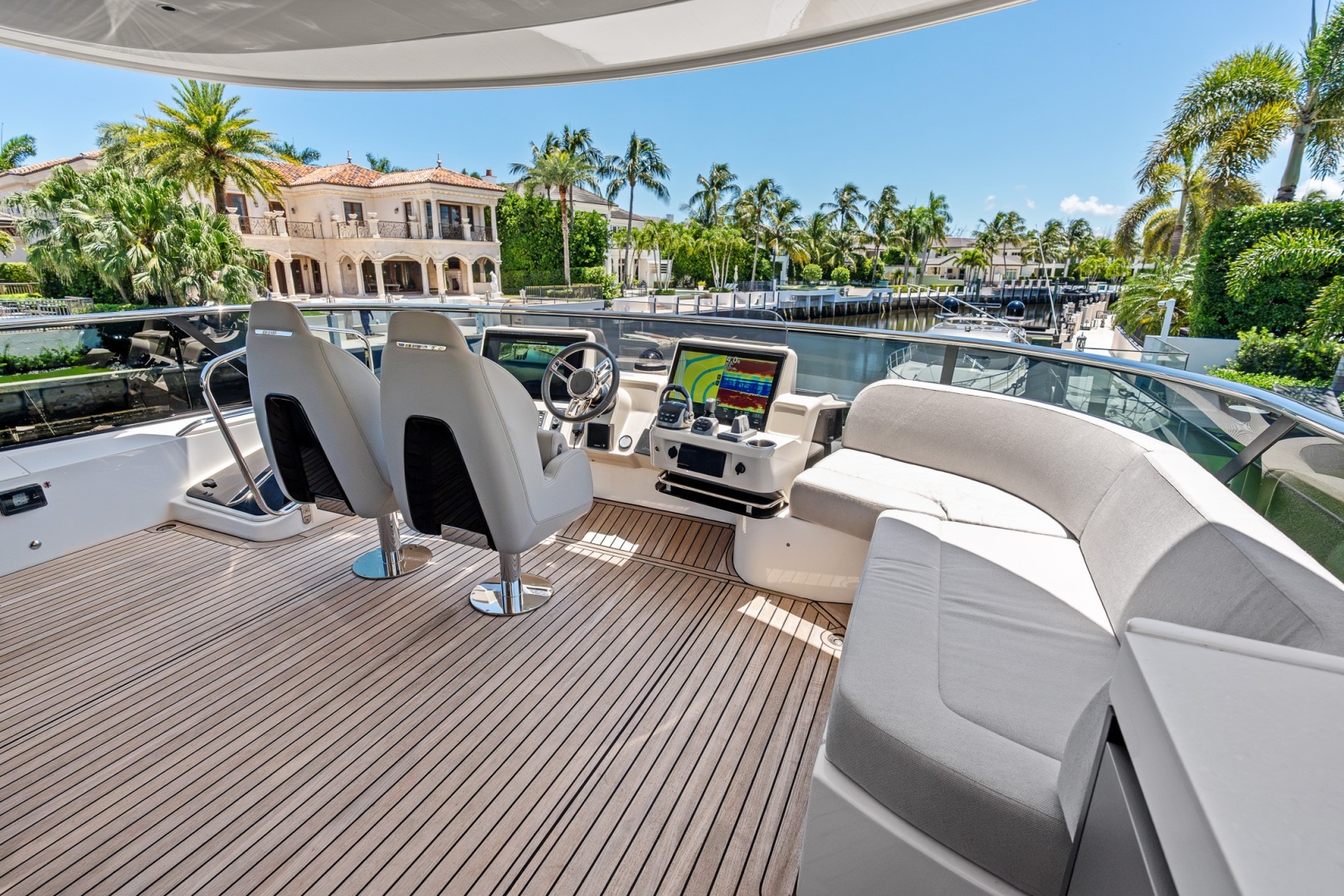 R Boat 75ft Absolute Yacht For Sale