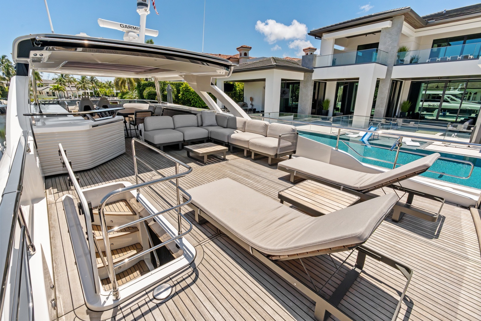 R Boat 75ft Absolute Yacht For Sale