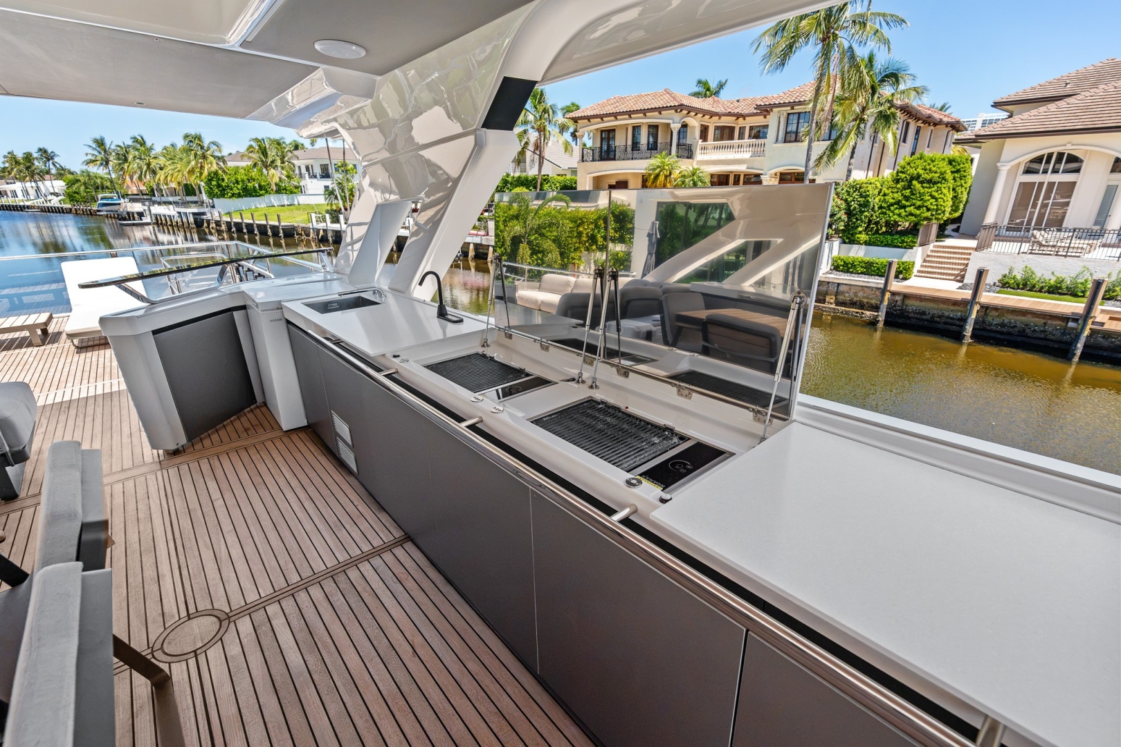 R Boat 75ft Absolute Yacht For Sale