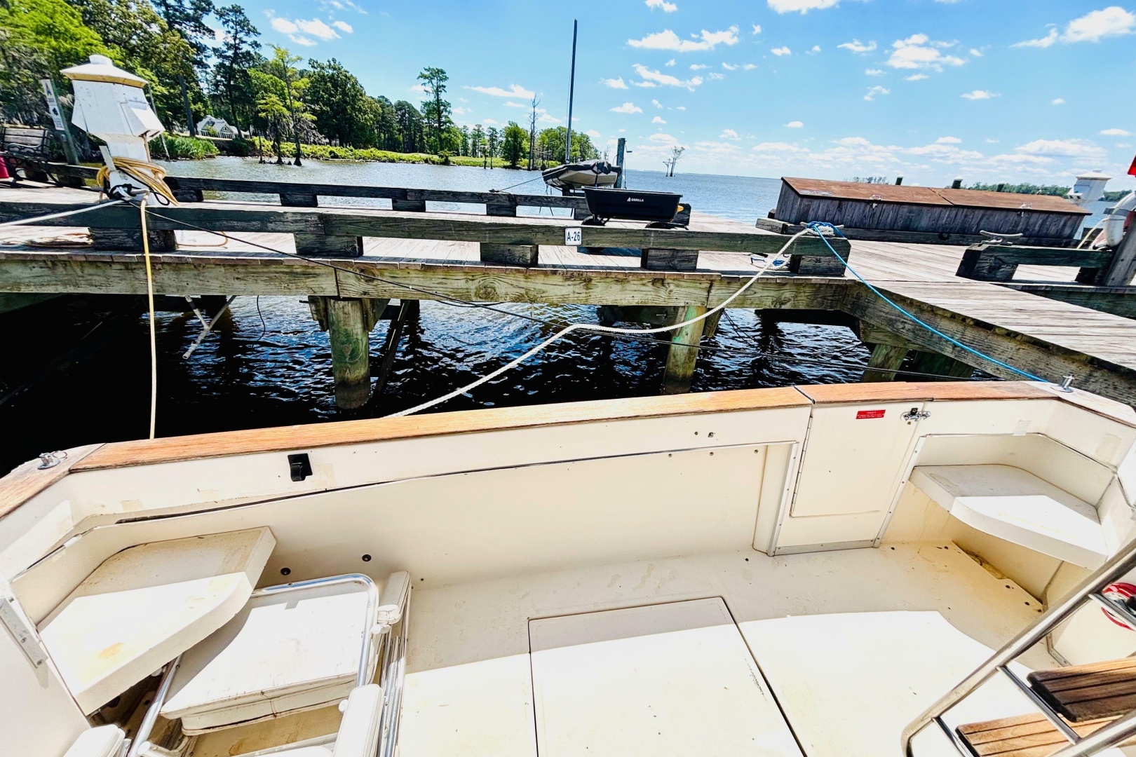 30ft Sea Ray Yacht For Sale