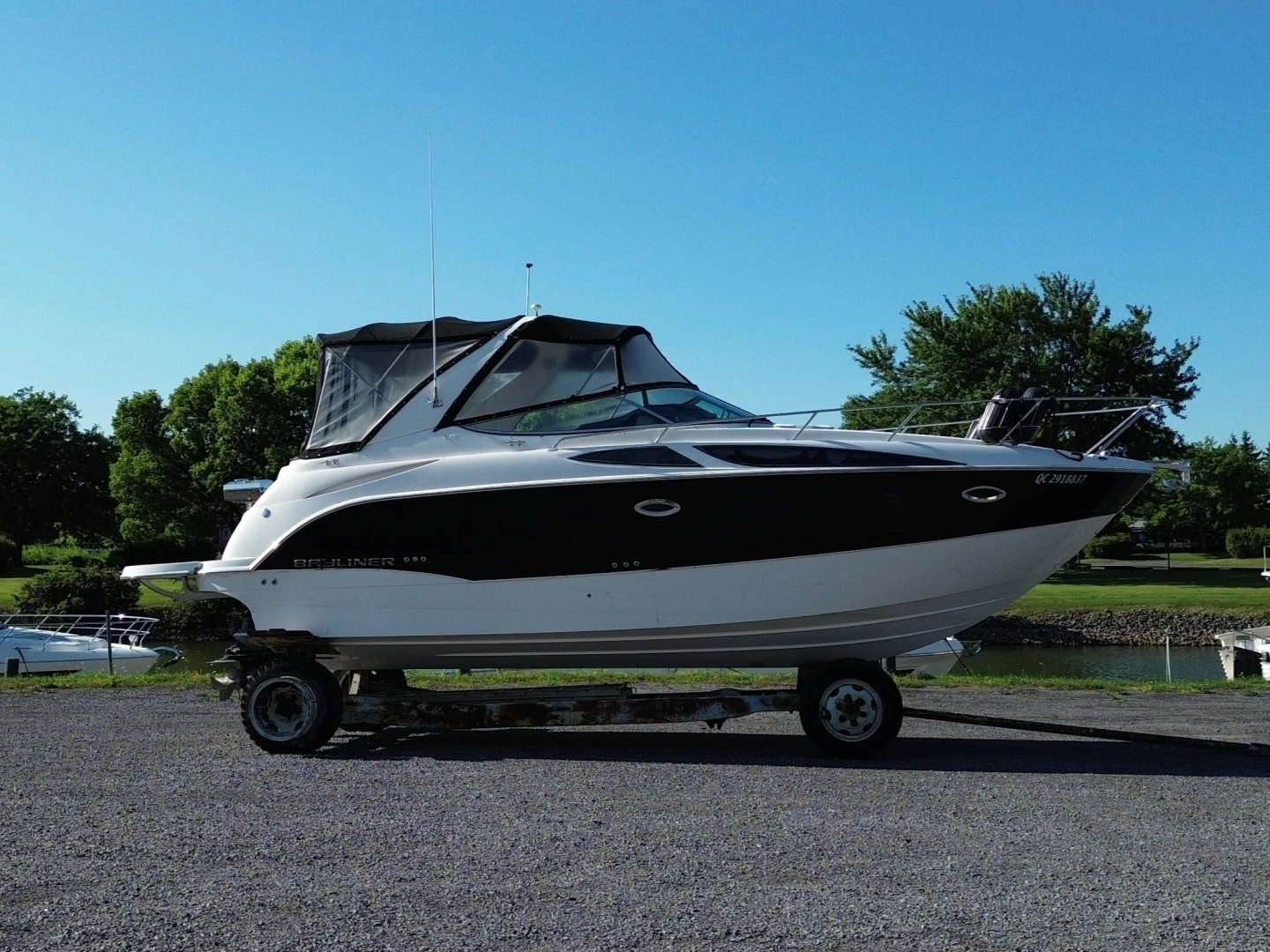 2011 Bayliner 315 SB - photo 1 of 22