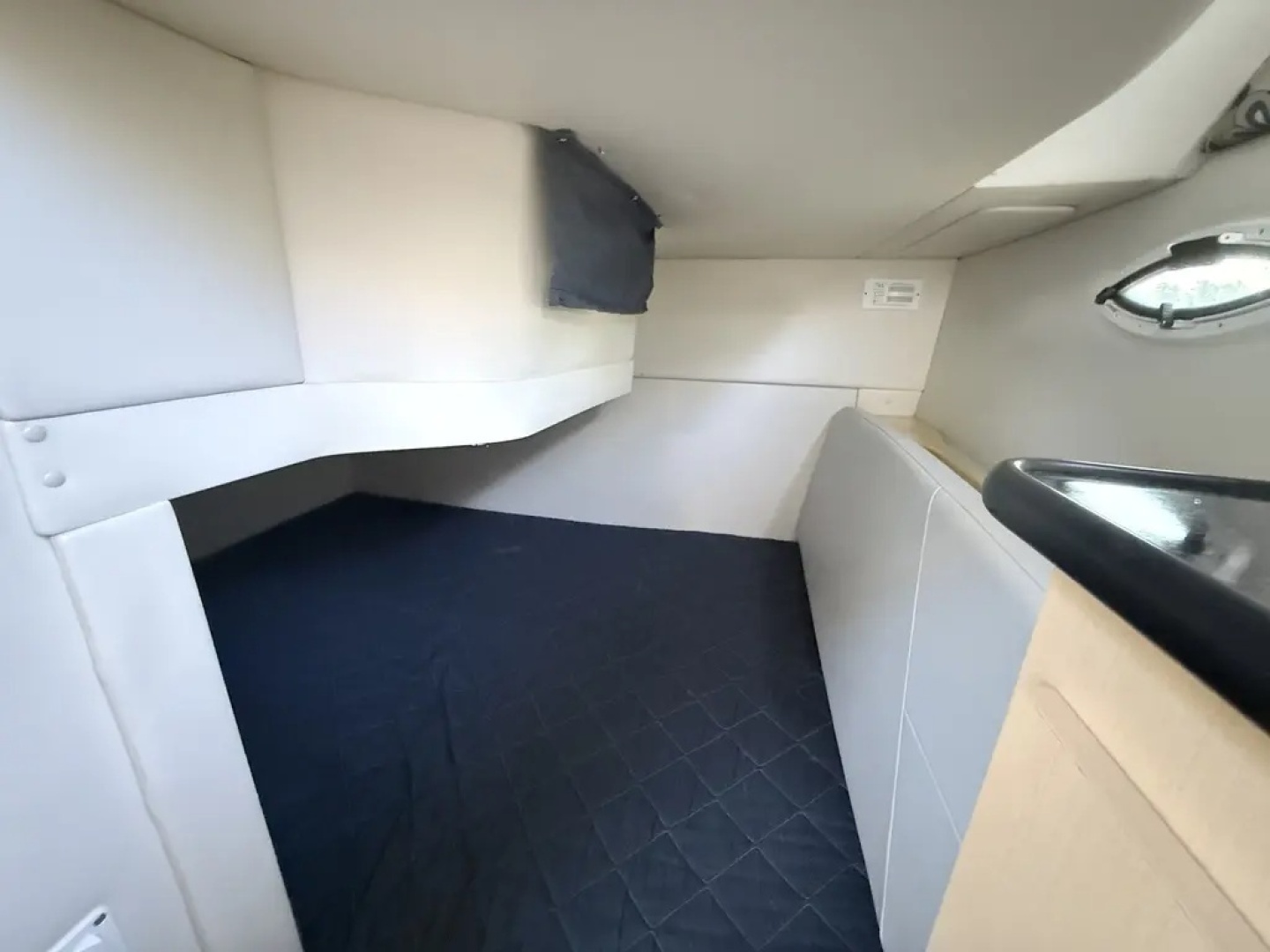 31ft Bayliner Yacht For Sale