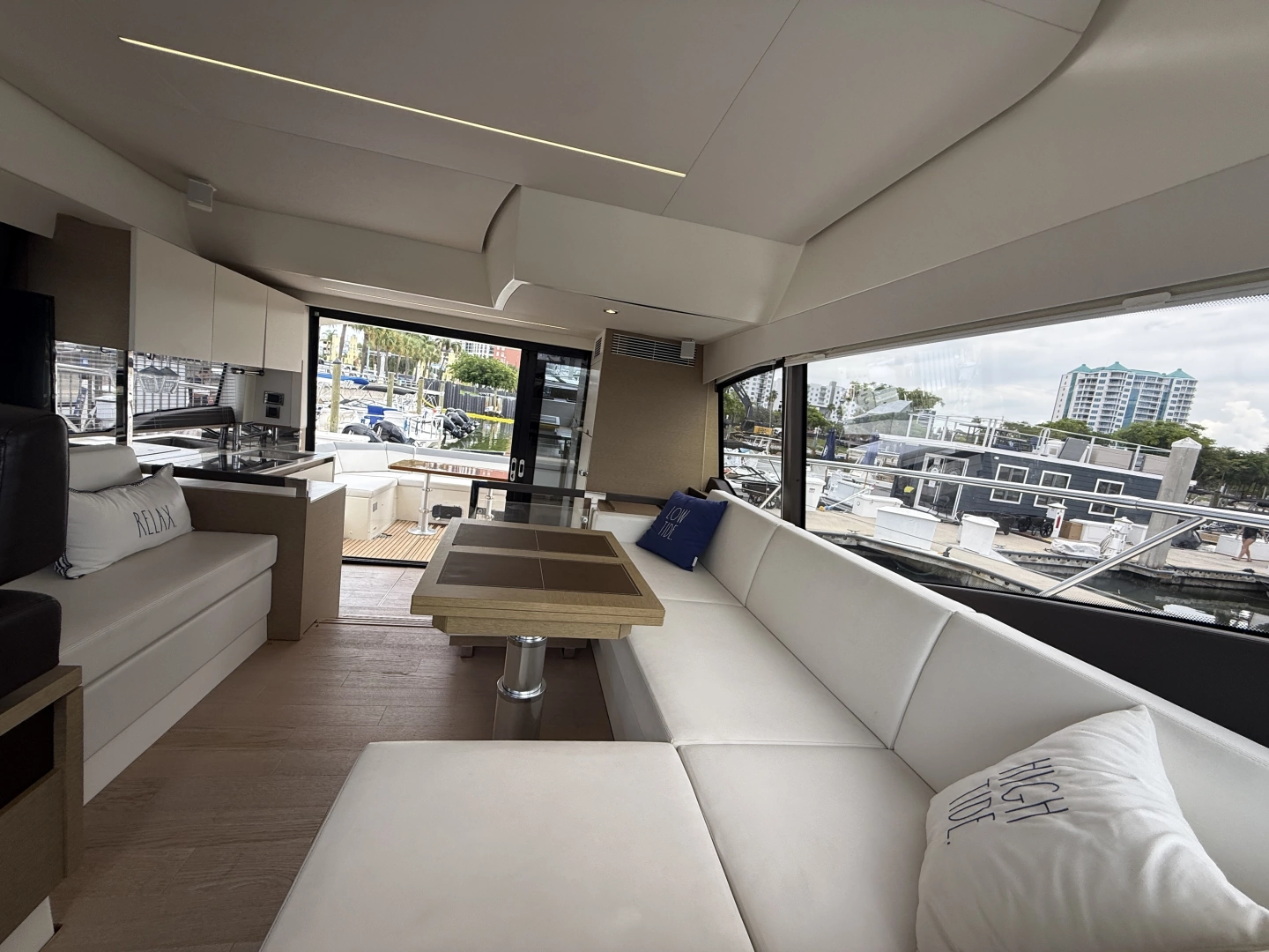 Prestige 460 Yacht For Sale