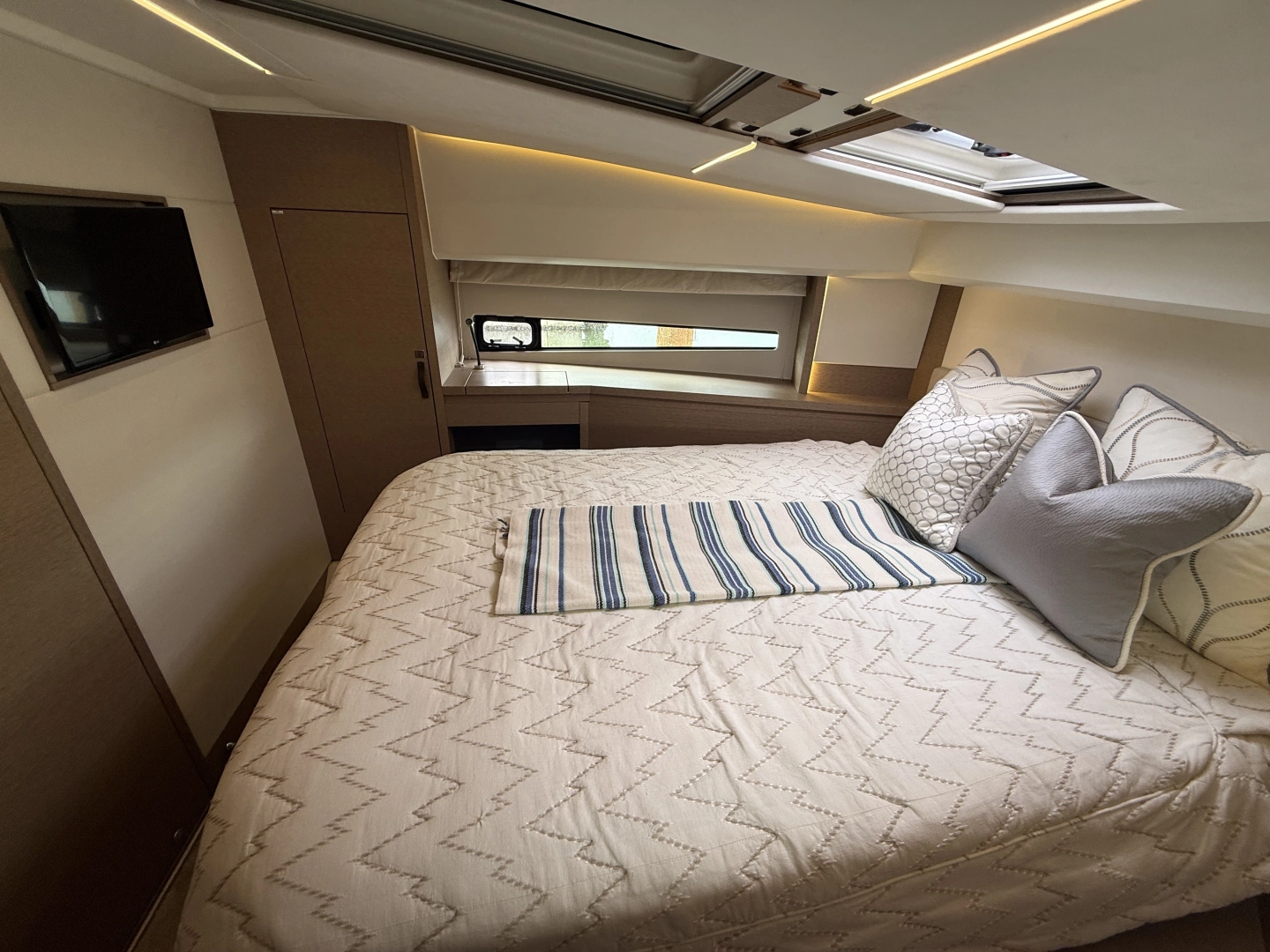 Prestige 460 Yacht For Sale