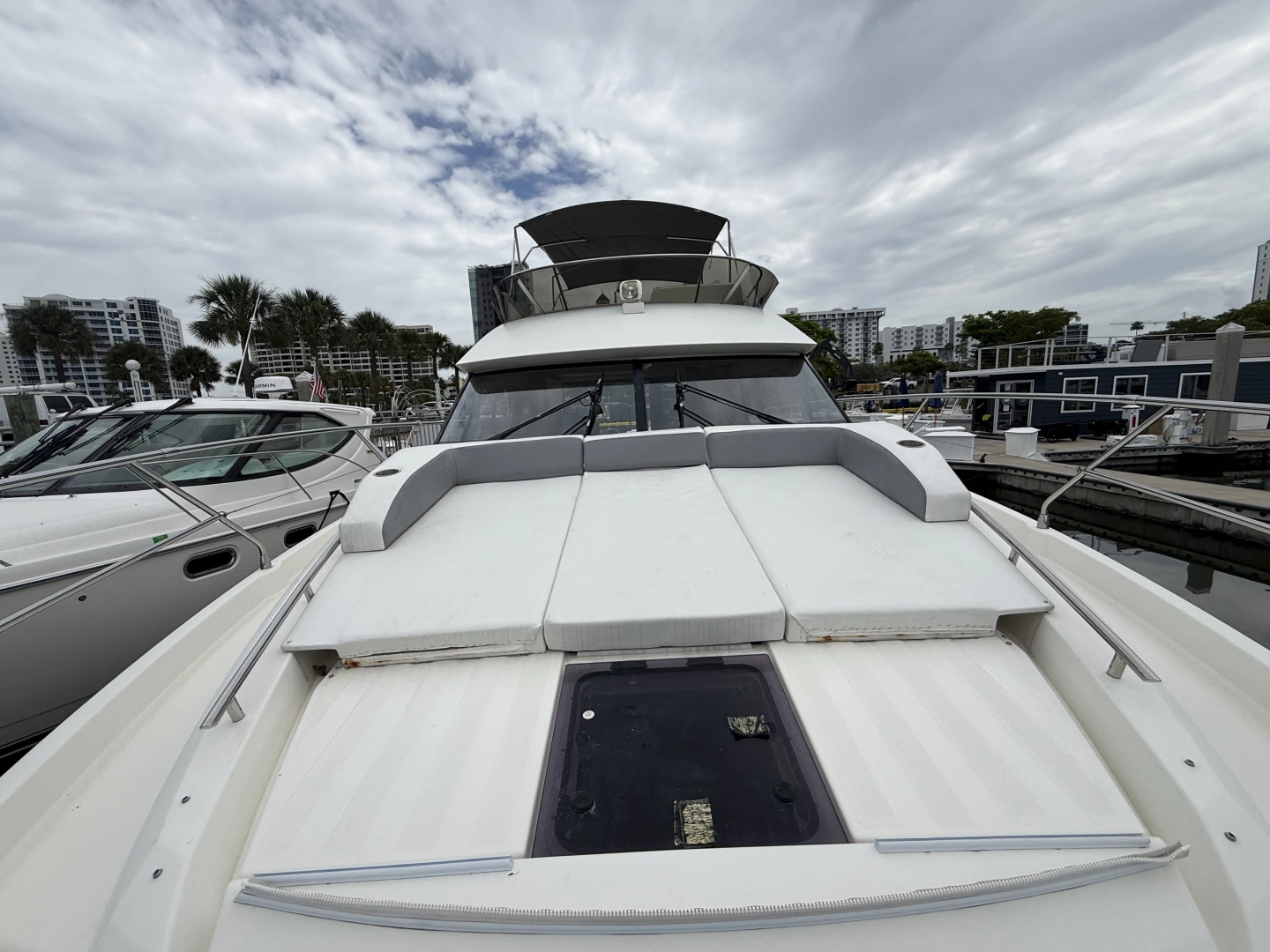 Prestige 460 Yacht For Sale
