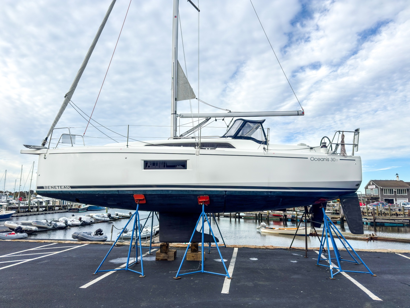 2023 Beneteau Oceanis 30.1