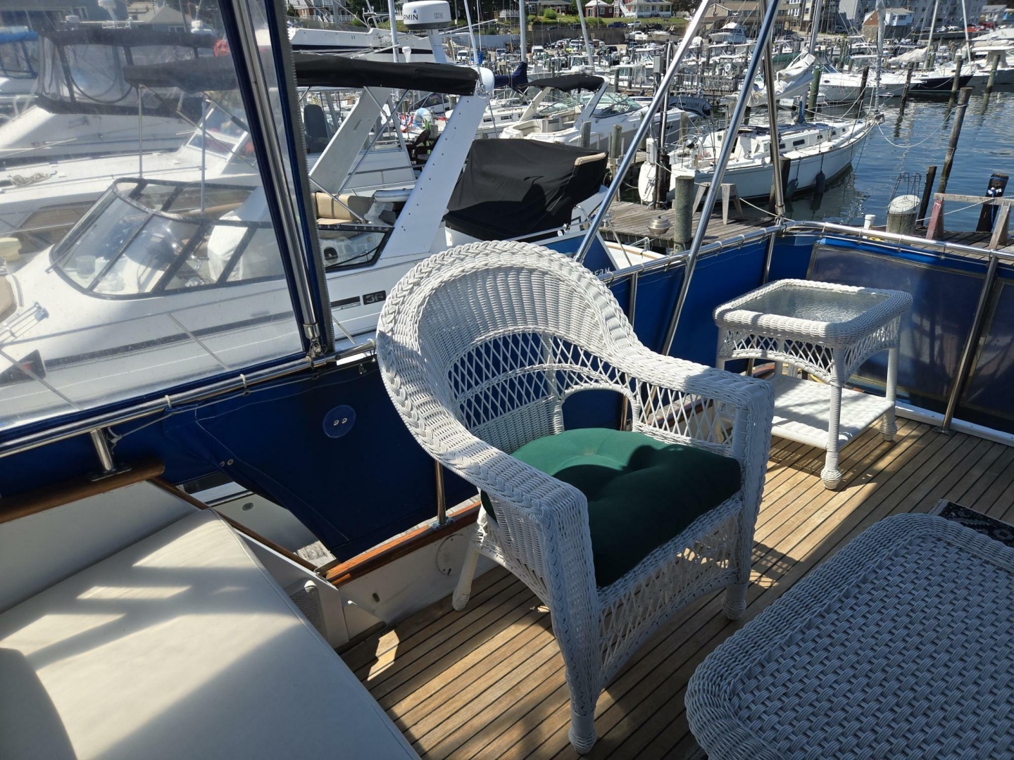 1983 Grand Banks Classic