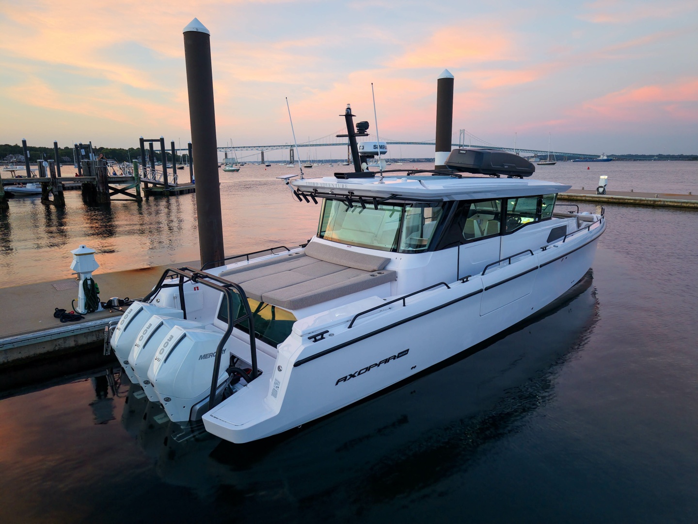 2024 Axopar 45 XC Cross Cabin Aft Cabin — photograph 2