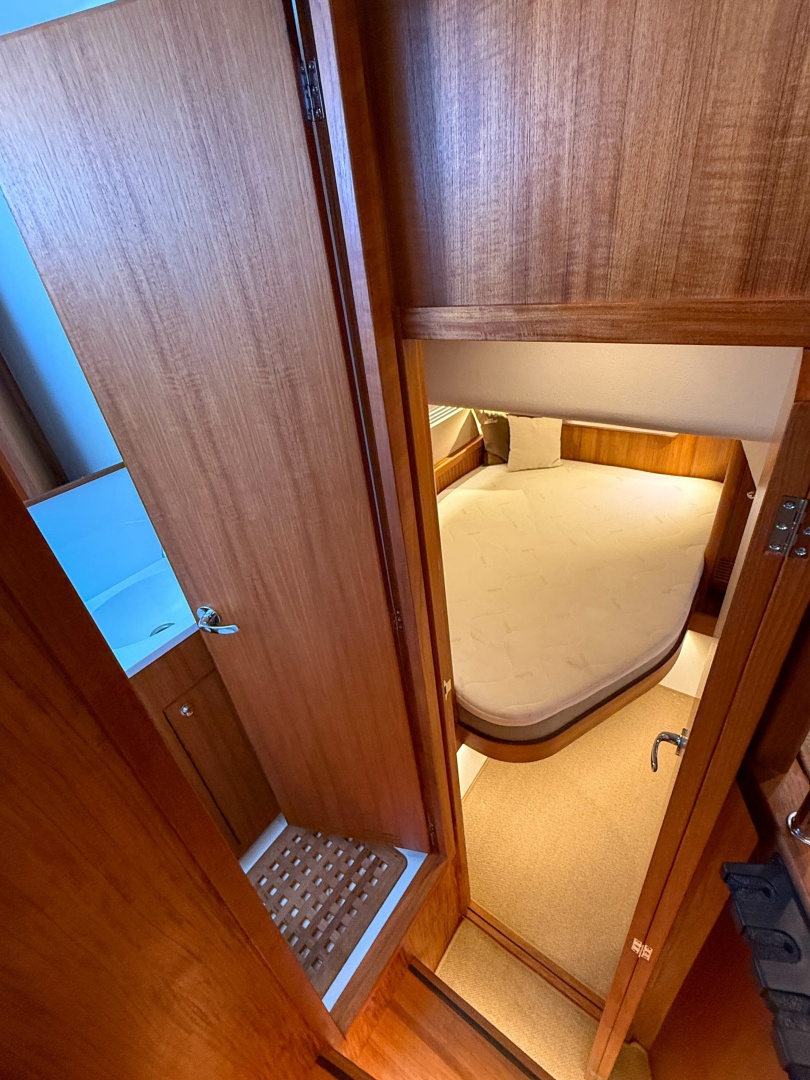 Au Contraire 41ft Targa Yacht For Sale
