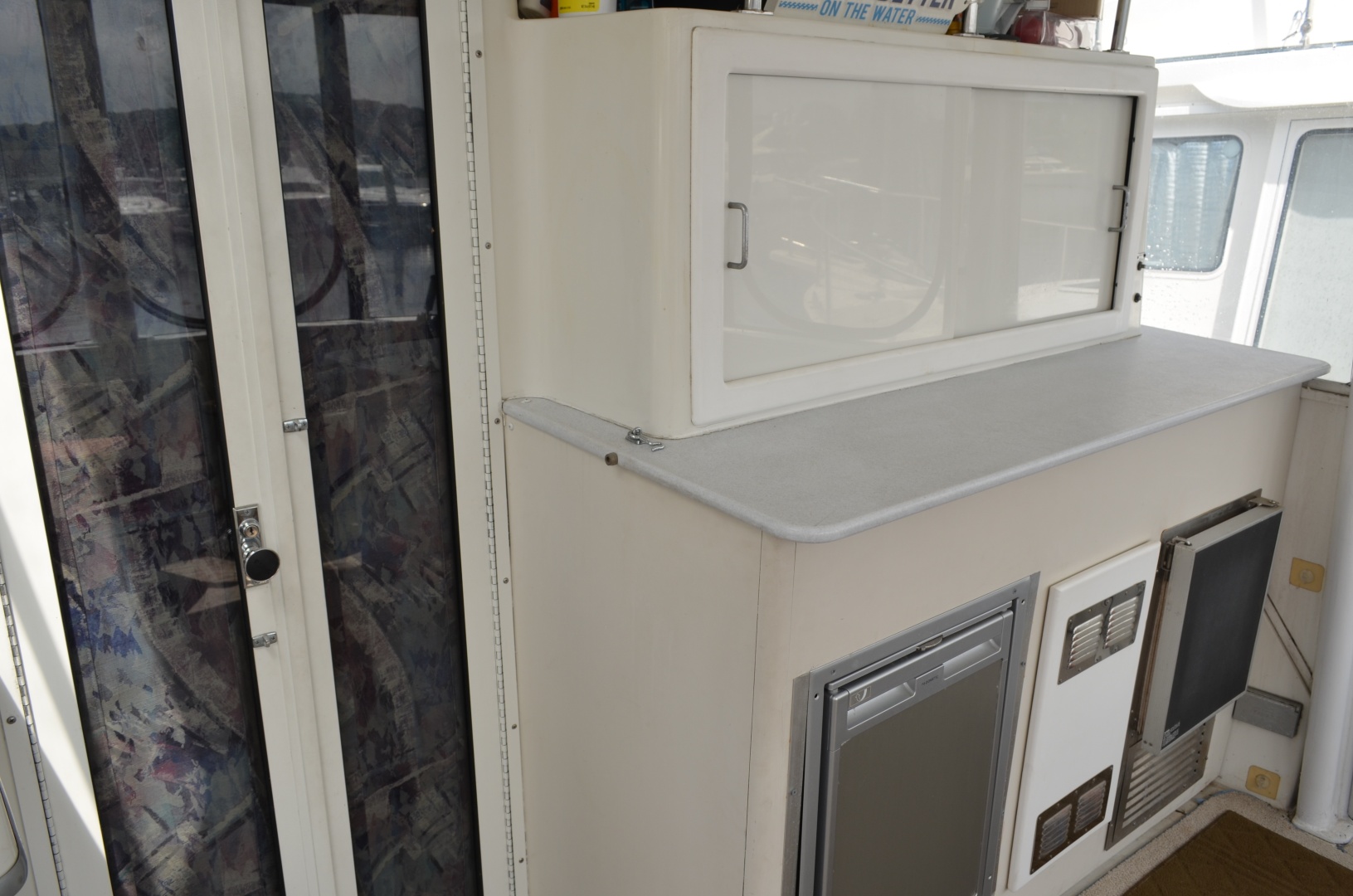 Andiamo 44ft Carver Yacht For Sale