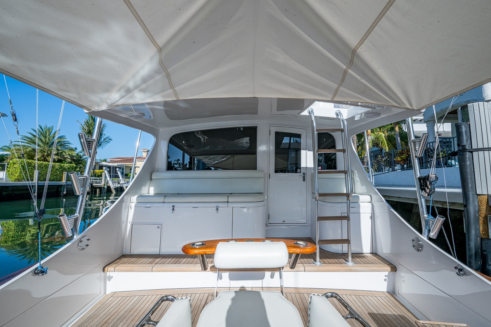 WINDY CAY 58ft Buddy Davis Yacht For Sale