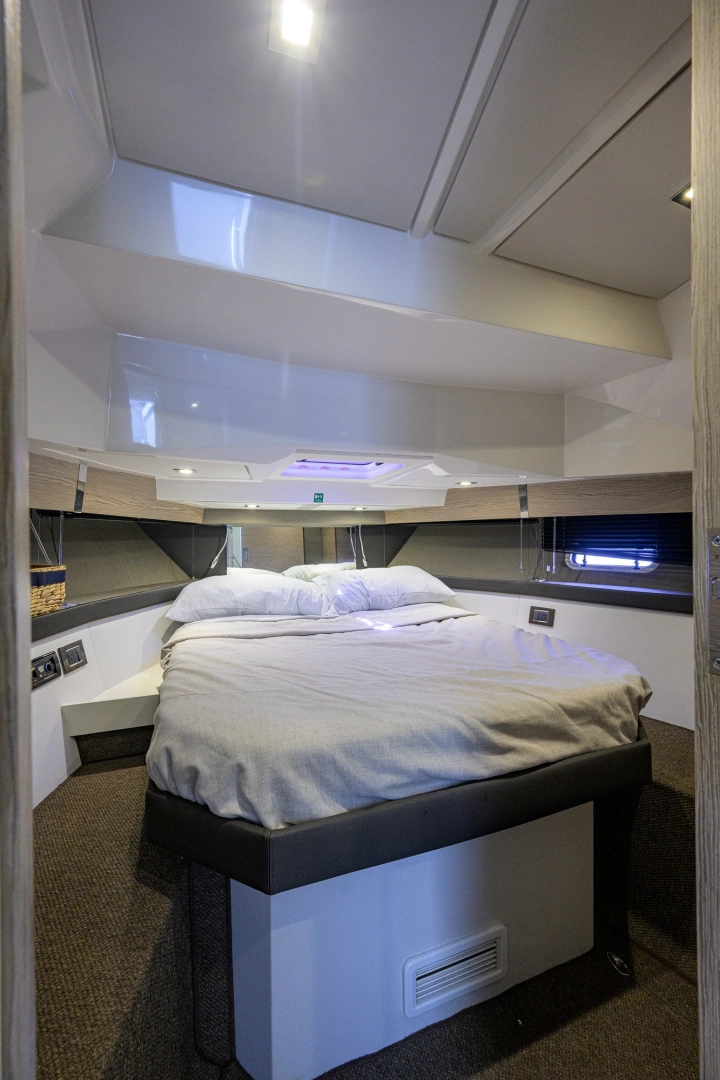 Azimut Verve 40 Yacht For Sale
