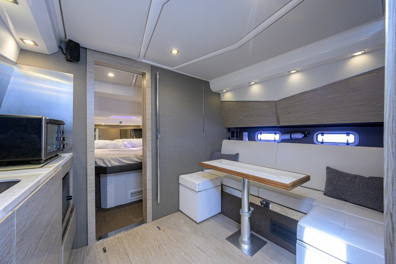 Azimut Verve 40 Yacht For Sale