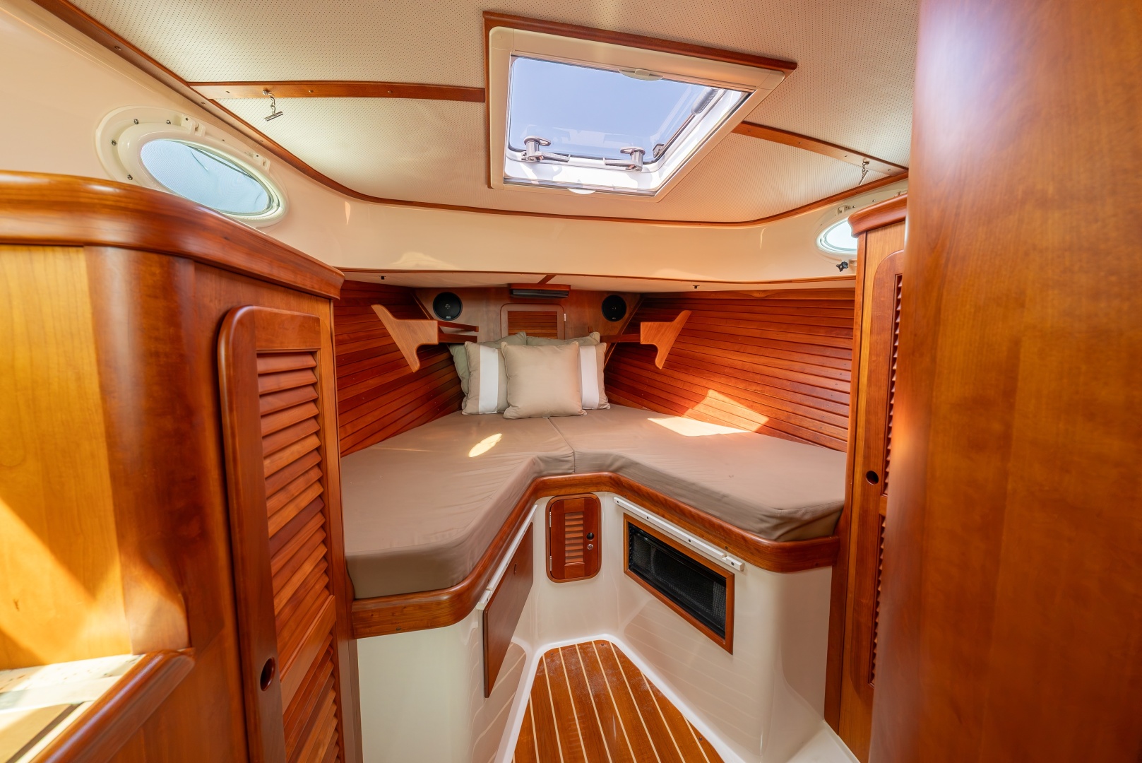 V-Berth and AC