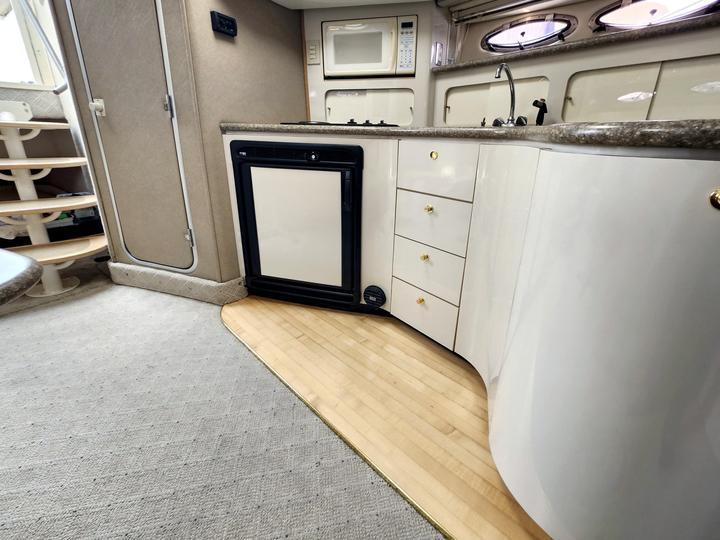 41ft Maxum Yacht For Sale 41ft Maxum Yacht For Sale