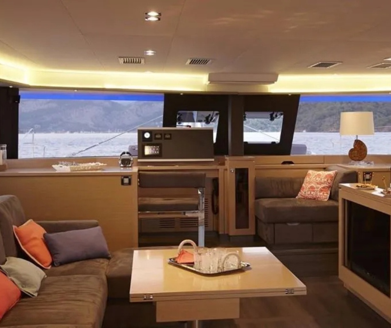 2018 Founatine Pajot Ipanema 58 interior